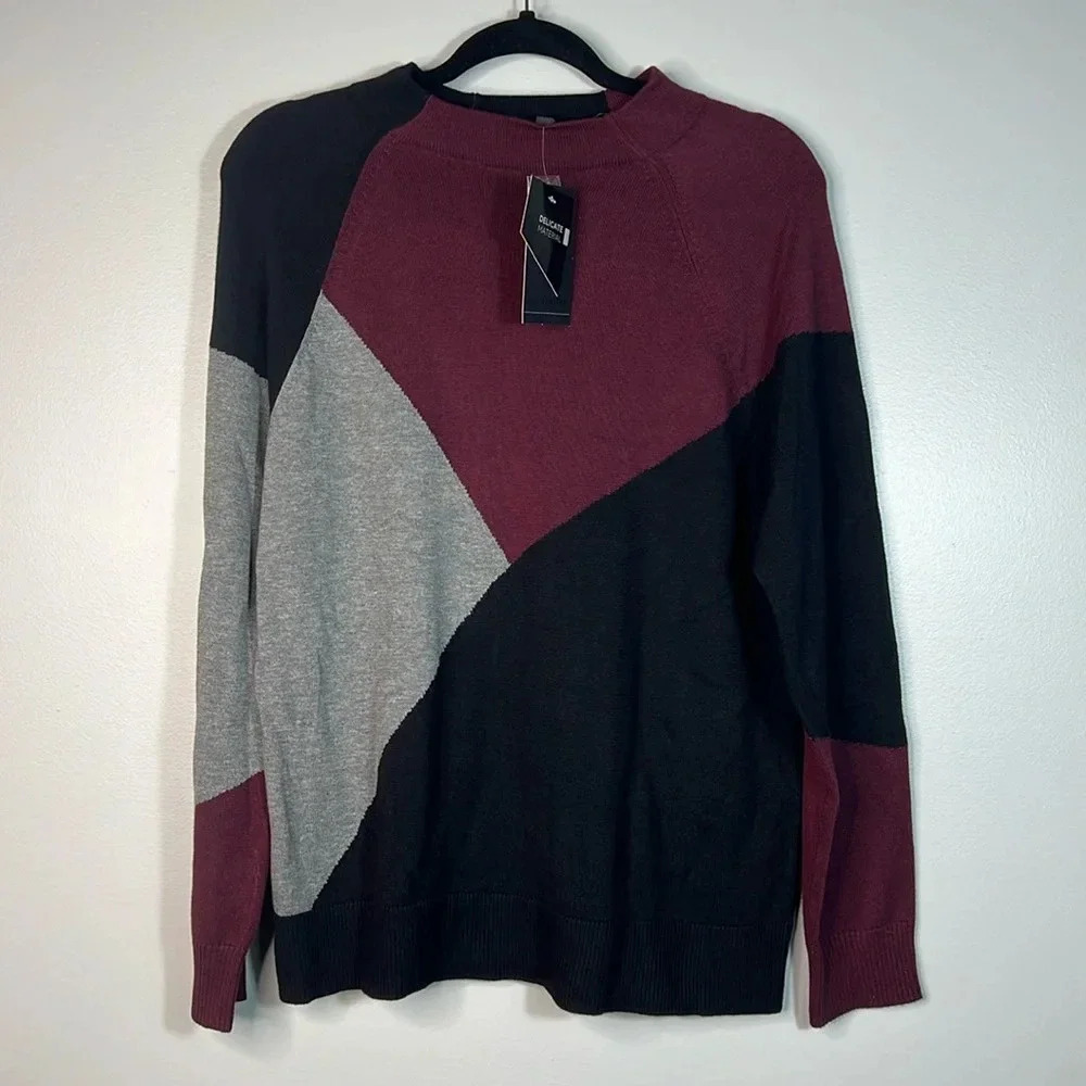 THE LIMITED Burgundy, Gray, and Black Geometric Sweater - Medium - NWT